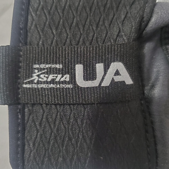 Under Armour Black and Gray Combat Football Gloves Padded Soft Inserts Sz XXL - Picture 6 of 11